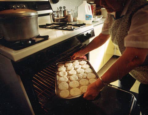 httpswww.saveur.comsitessaveur.comfilesimport2007images2007-1254_vermont-chicken-pie_10.jpg