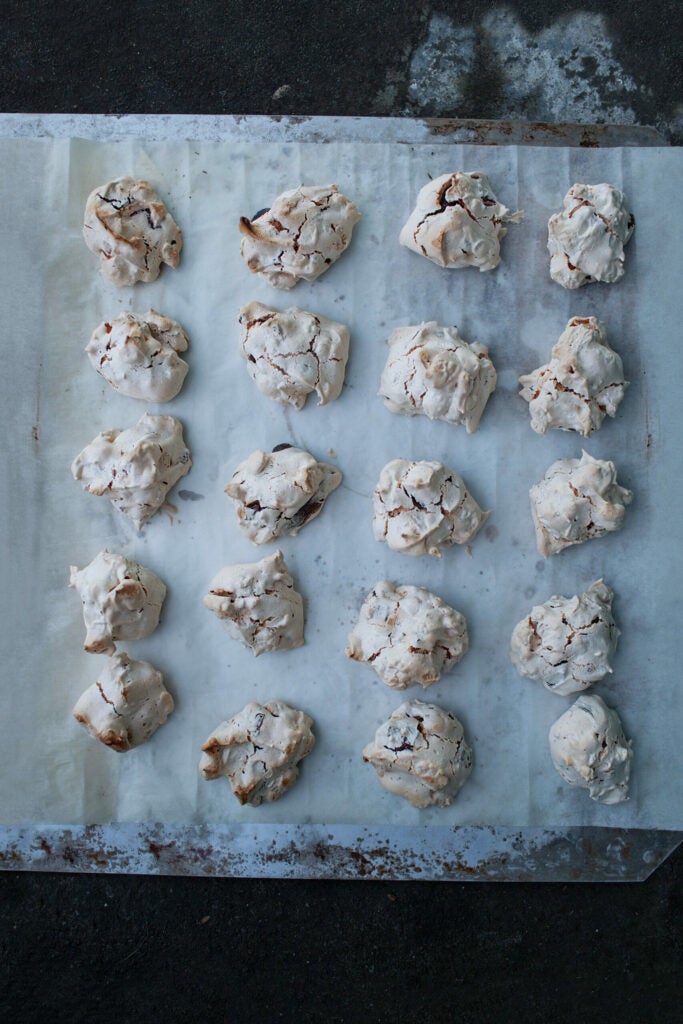 Icelandic chocolate cornflake cookies