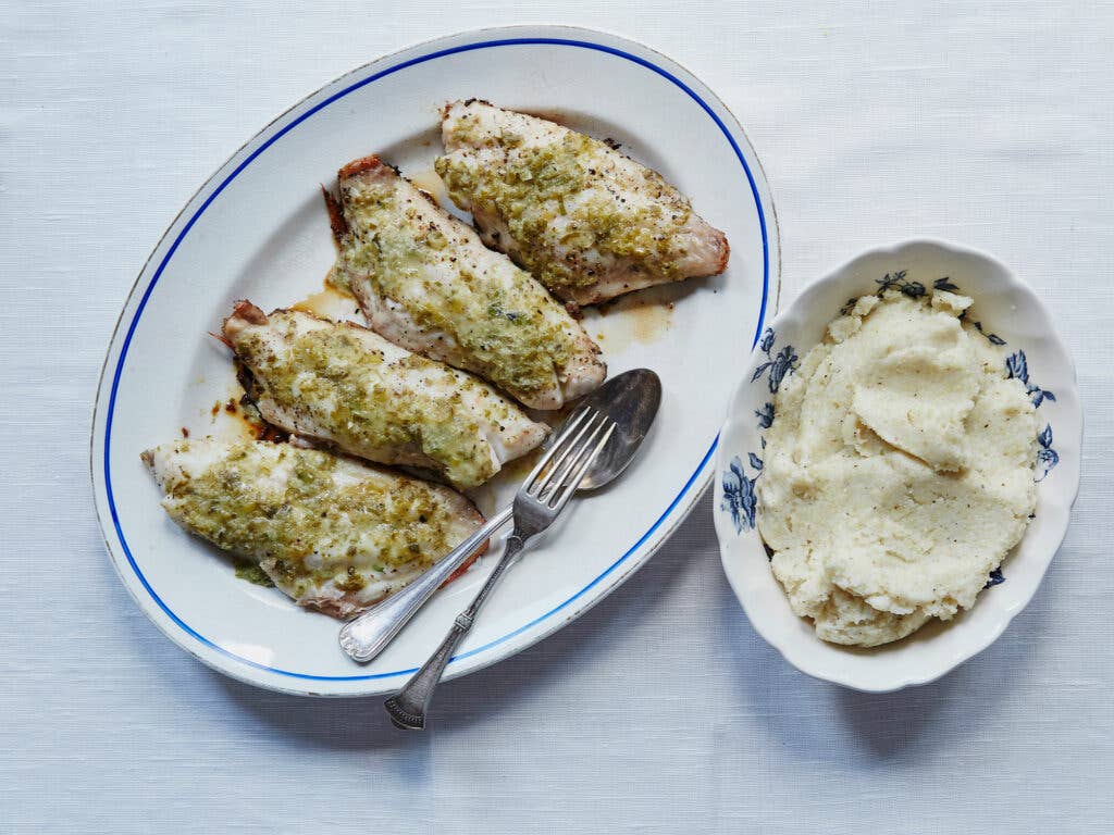 Redfish on the Half Shell with Creamy Grits