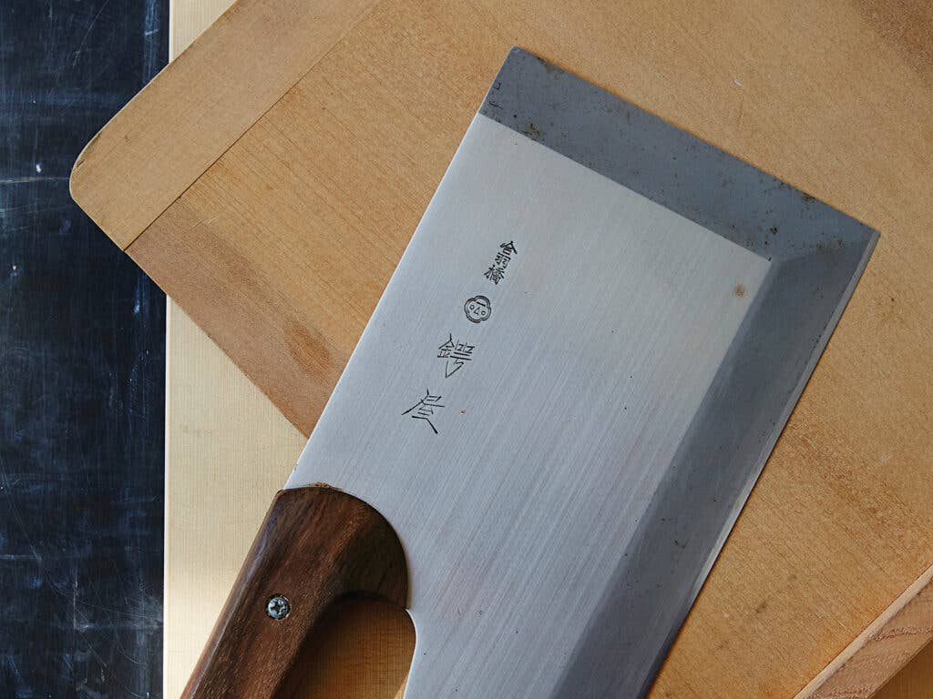 Soba knife and cutting board