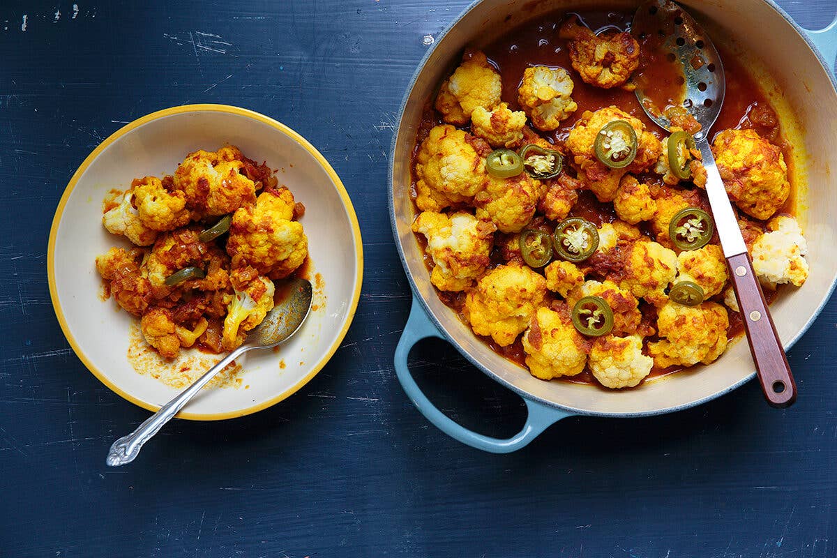 Cauliflower with Tomato Sauce (Gulpea)