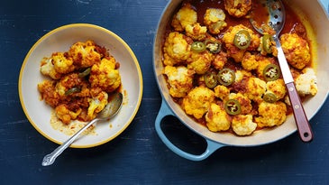 Cauliflower with Tomato Sauce (Gulpea)