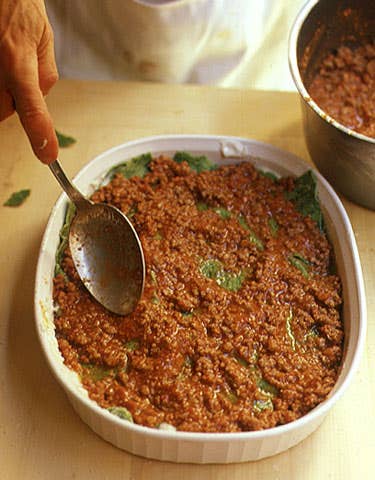 httpswww.saveur.comsitessaveur.comfilesimport2008images2008-01628-How_to_make_baked_lasagne_5.jpg