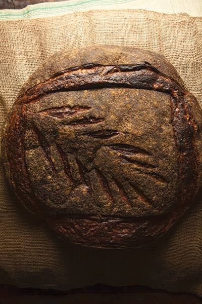 httpswww.saveur.comsitessaveur.comfilesimport2012images2012-047-SAV147-Loaves9-400&#215;600.jpg