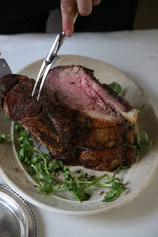 httpswww.saveur.comsitessaveur.comfilesimport2007images2007-12107-rib-roast-carving_4.jpg