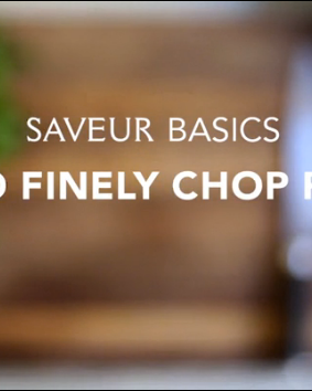 VIDEO: How to Finely Chop Parsley
