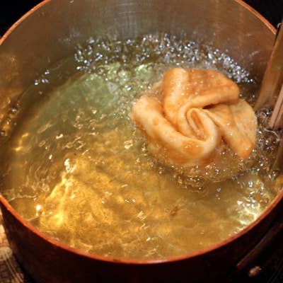 httpswww.saveur.comsitessaveur.comfilesimport2011images2011-037-pig-ears-step3.jpg