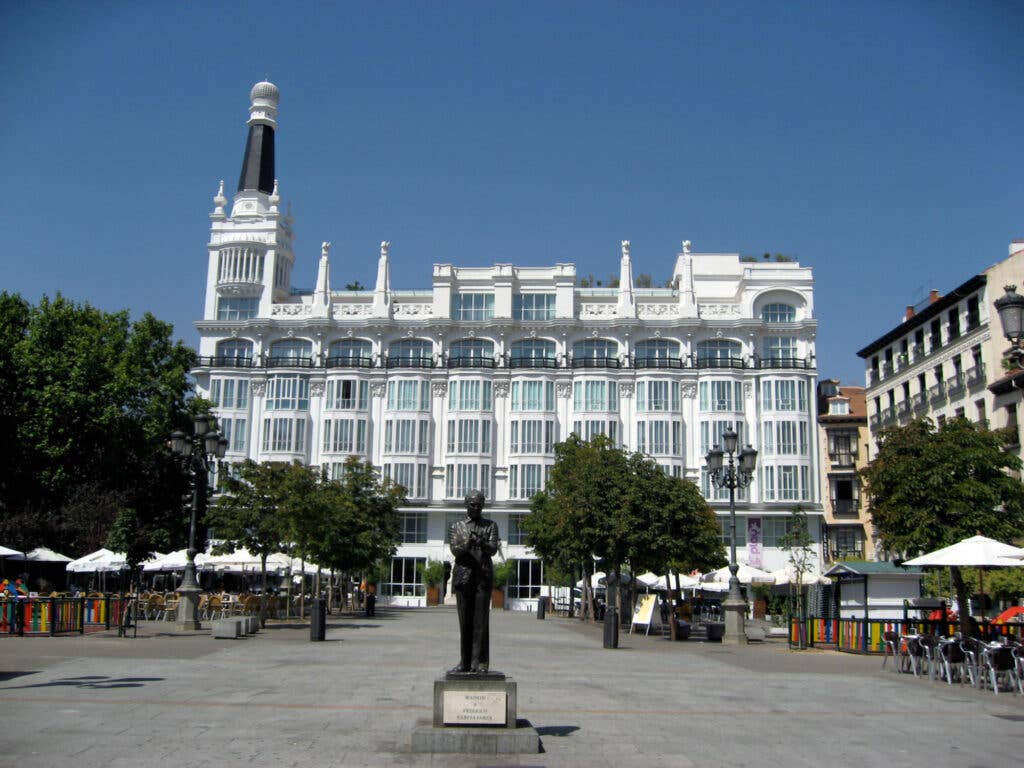 Plaza de Santa Ana, Madrid