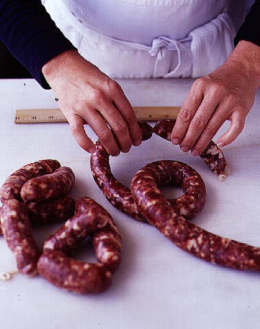 httpswww.saveur.comsitessaveur.comfilesimport2007images2007-1231_sausagemaking_4.jpg
