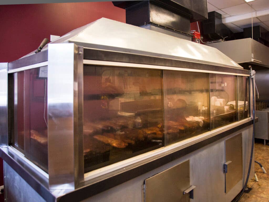 Welcome to America's Unsung Barbecue City: Chicago | Saveur