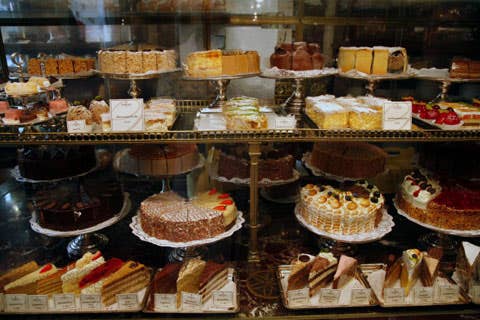 httpswww.saveur.comsitessaveur.comfilesimport2009images2009-02634-118-480-vienna4.jpg.jpg