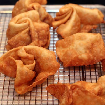 httpswww.saveur.comsitessaveur.comfilesimport2011images2011-037-pig-ears-step4.jpg