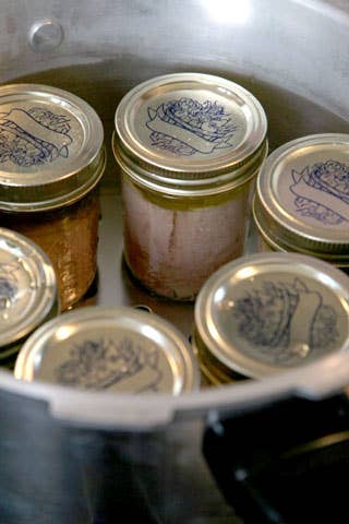 httpswww.saveur.comsitessaveur.comfilesimport2008images2008-07634-113_homemade_canned_tuna_3_480.jpg