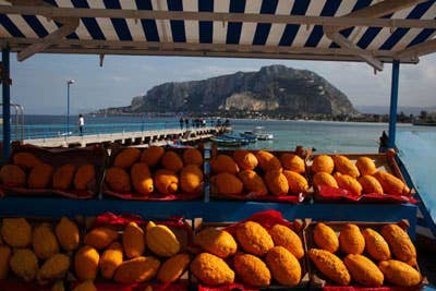 httpswww.saveur.comsitessaveur.comfilesimport2011images2011-027-SV136_-_Sicily_-_14.jpg