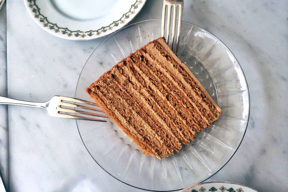 Weekend Reading: Russian Honey Cake, Fine Art Food, and More
