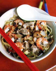 Kway Teow Soup with Shrimp and Pork