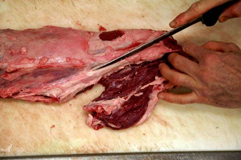 httpswww.saveur.comsitessaveur.comfilesimport2008images2008-12634-116_cutting_a_tenderloin___5_480.jpg