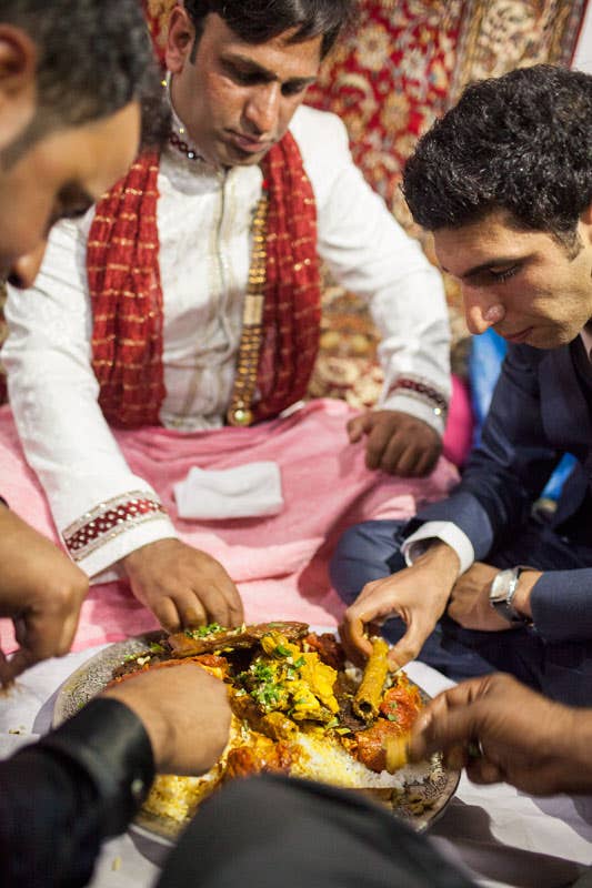 httpswww.saveur.comsitessaveur.comfilesimport20142014-07gallery_kashmir-wazwaan_wazwaan-feast_533x800.jpg