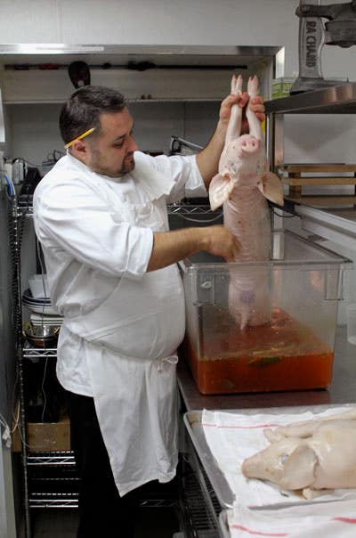 httpswww.saveur.comsitessaveur.comfilesimport2010images2010-107-com_doublecrown_prep_P.jpg