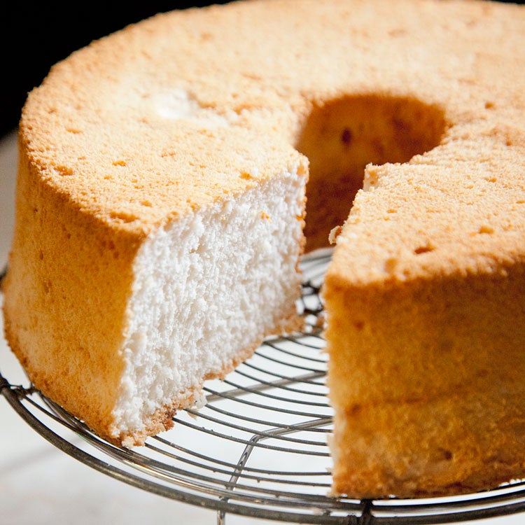 Sourdough Angel Food Cake Gak Cuma Roti, Kue Juga Bisa!