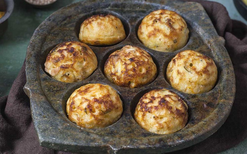 httpswww.saveur.comsitessaveur.comfilesimages201711paniyaram-pan-1000&#215;750.jpg