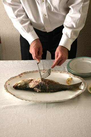 httpswww.saveur.comsitessaveur.comfilesimport2007images2007-12123-107-carving-fish_3.jpg.jpg
