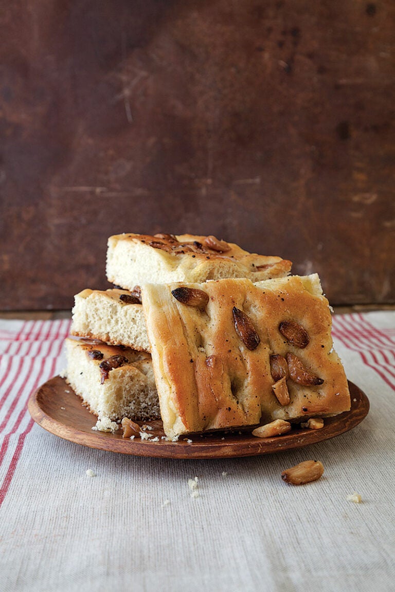 Roasted Garlic Focaccia Saveur