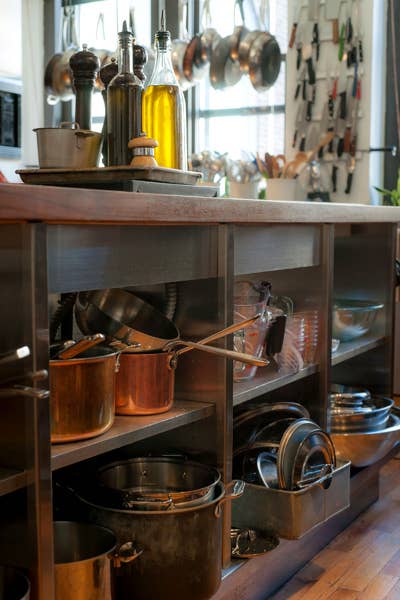 httpswww.saveur.comsitessaveur.comfilesimport2012images2012-047-saveur_kitchen_tour_pots.jpg