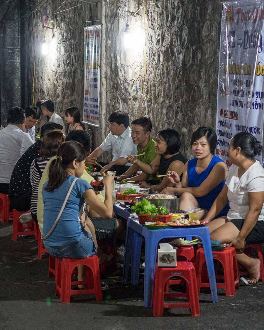 The SAVEUR Field Guide to Vietnamese Street Food Dishes