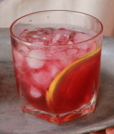 Tinto de Verano (Red Wine and Lemon–Lime Soda Spritzer)
