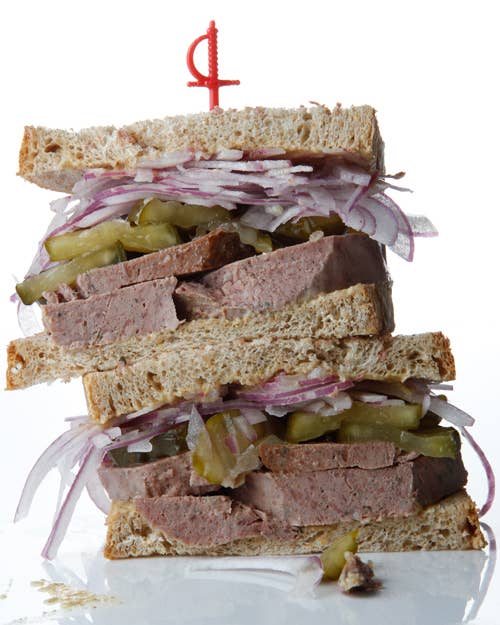 Stachowski&apos;s Braunschweiger Sandwich