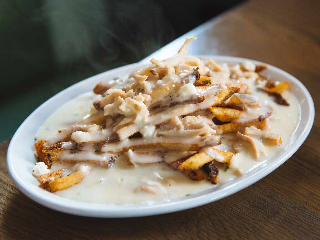 Clam chowder poutine