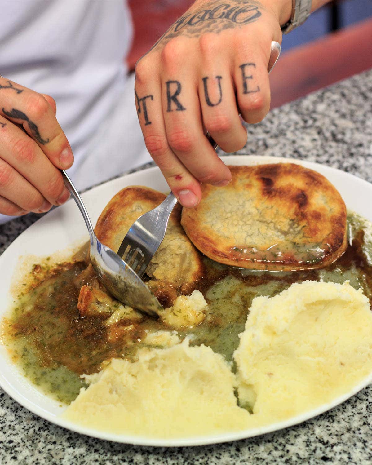 Inside London’s Disappearing Eel Shops Inside London’s Disappearing Eel Shops