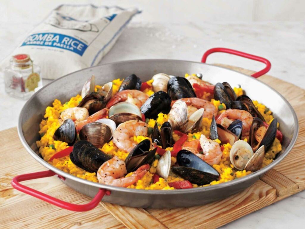 paella pan