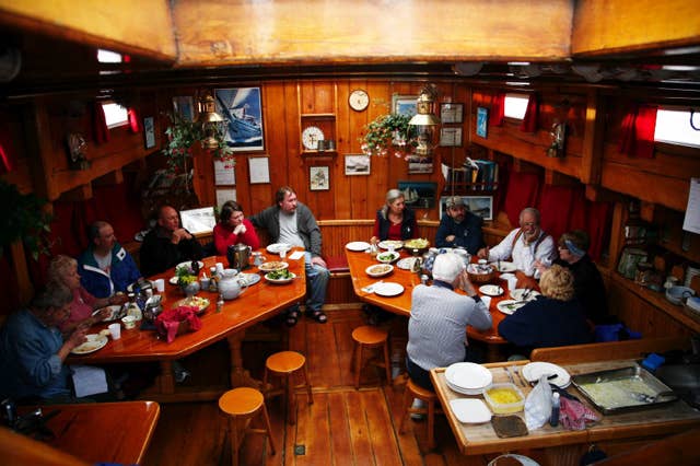 httpswww.saveur.comsitessaveur.comfilesimport2014article_schooner-dining_640x426.jpg