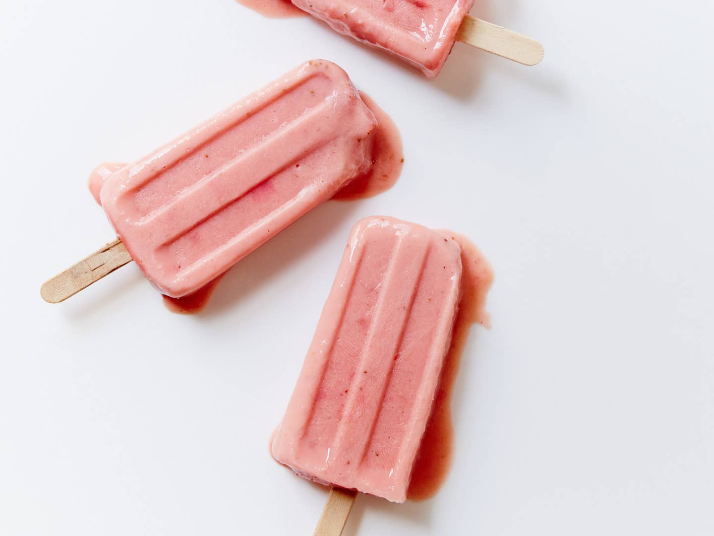 Strawberry Lemonade Ice-Pops