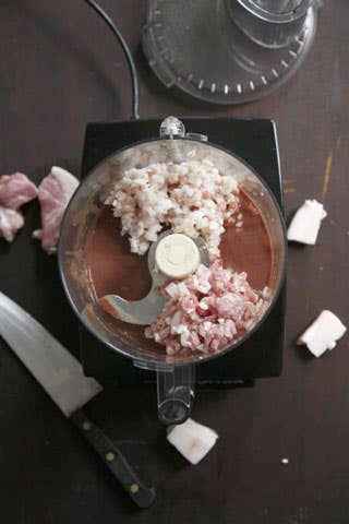 httpswww.saveur.comsitessaveur.comfilesimport2008images2008-12634-116_duck_pate_2_480.jpg