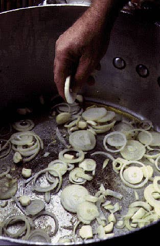 httpswww.saveur.comsitessaveur.comfilesimport2007images2007-1214_bouillabasse_3.jpg httpswww.saveur.comsitessaveur.comfilesimport2007images2007-1214_bouillabasse_3.jpg
