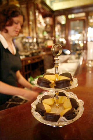 httpswww.saveur.comsitessaveur.comfilesimport2009images2009-025-vienna480.jpg