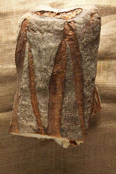 httpswww.saveur.comsitessaveur.comfilesimport2012images2012-047-SAV147-Loaves3-400&#215;600.jpg