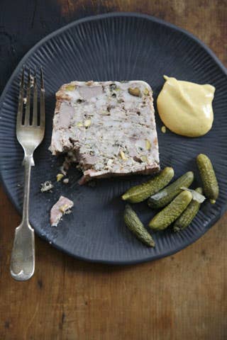 httpswww.saveur.comsitessaveur.comfilesimport2008images2008-12634-116_duck_pate_11_480.jpg