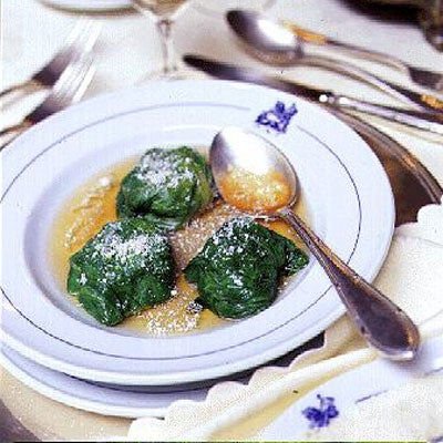 Stuffed Lettuce Leaves in Broth