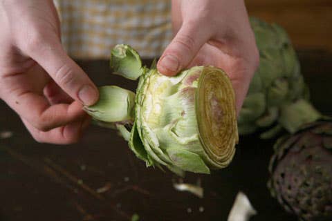 httpswww.saveur.comsitessaveur.comfilesimport2009images2009-02118-arti-trimming-lg-3-480.jpg