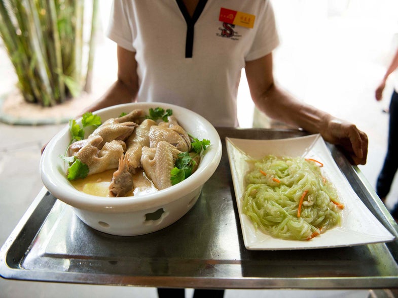 Wenchang Chicken and Rice with Calamansi Dipping Sauce