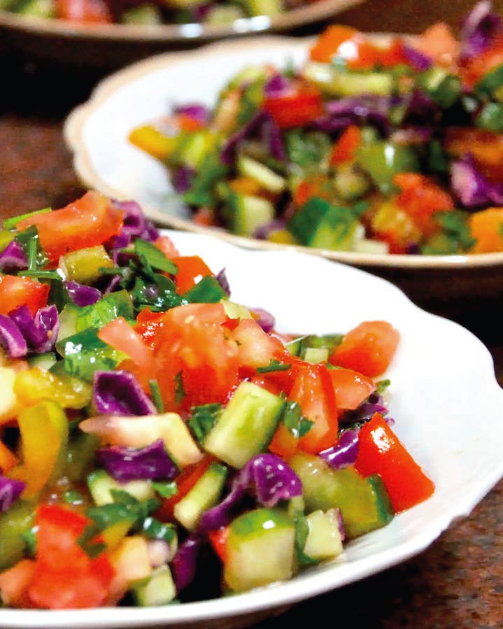 Salata Khadra Mafruma (Basic Minced Salad)