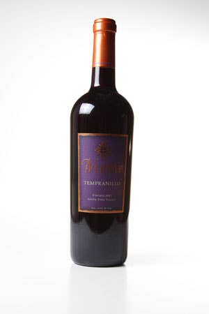 httpswww.saveur.comsitessaveur.comfilesimport2010images2010-117-com-red-wine-verdad-tempranillo.jpg.jpg