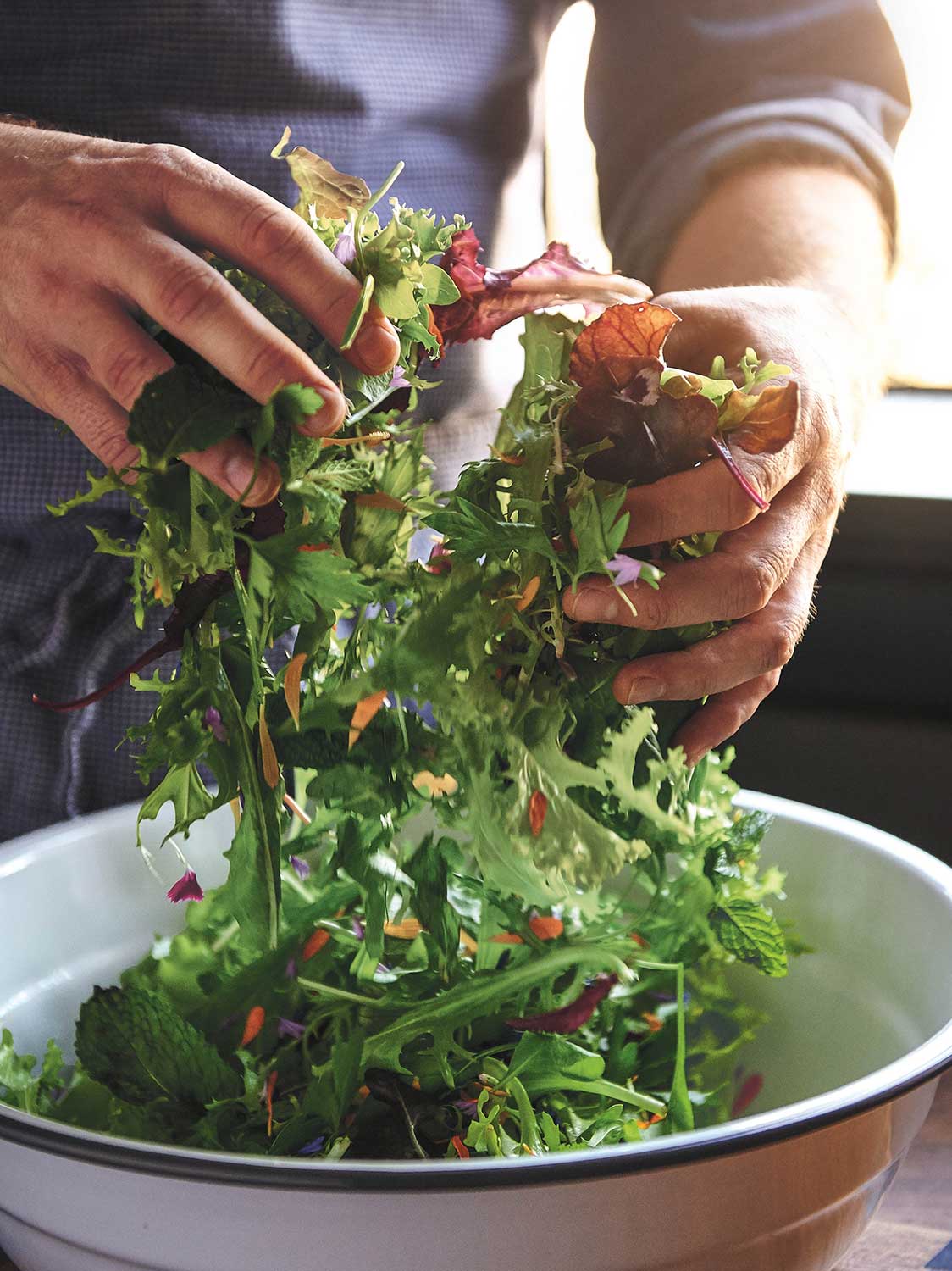 The Importance of Dressing Your Salad Saveur