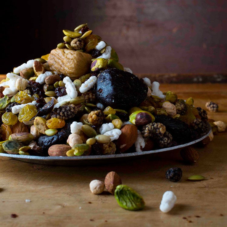 Ajil (Persian trail mix)