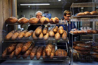 httpswww.saveur.comsitessaveur.comfilesimport2009images2009-1214-bread-from-addeo-bakery400.jpg