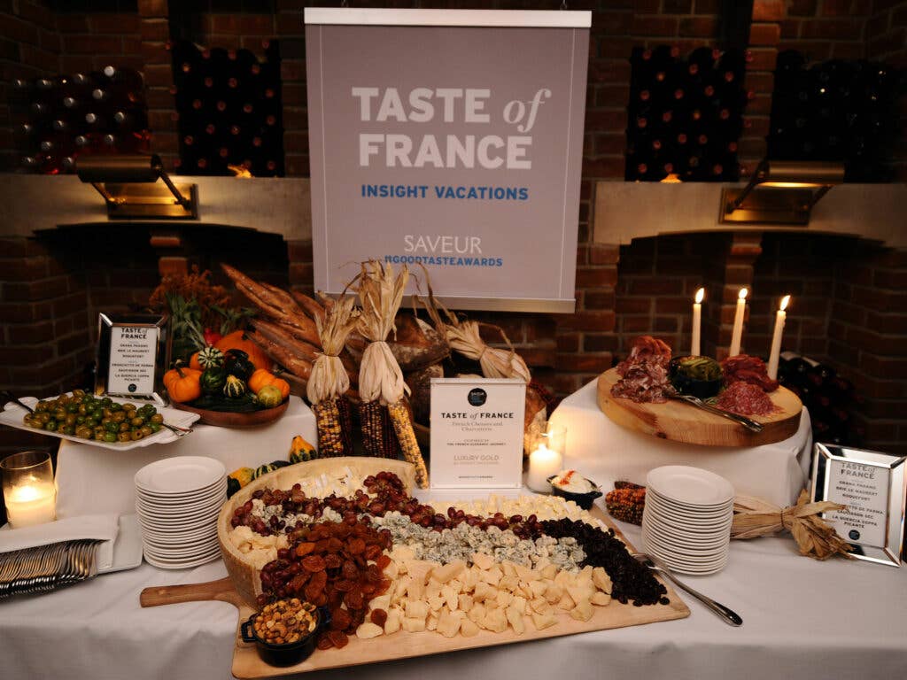 httpswww.saveur.comsitessaveur.comfilesgood_taste_awards_2000x150002_0002.jpg